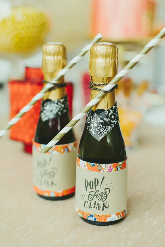 15 New Years Wedding Favors Ideas 09