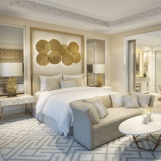 9 Relaxing Gold and White Bedroom Design Ideas 6