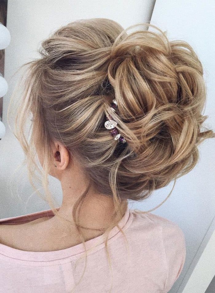 beautiful Down Hairstyles for Wedding Guest